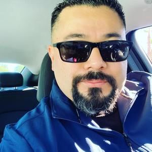 Meet your Posher, Bruce